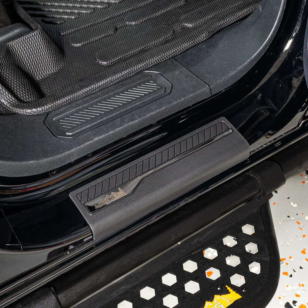 IAG Performance IAG I-Line Door Sill Protector 4PCS for 2021+ Ford Bronco IAG-BDY-F3001 - Installation View