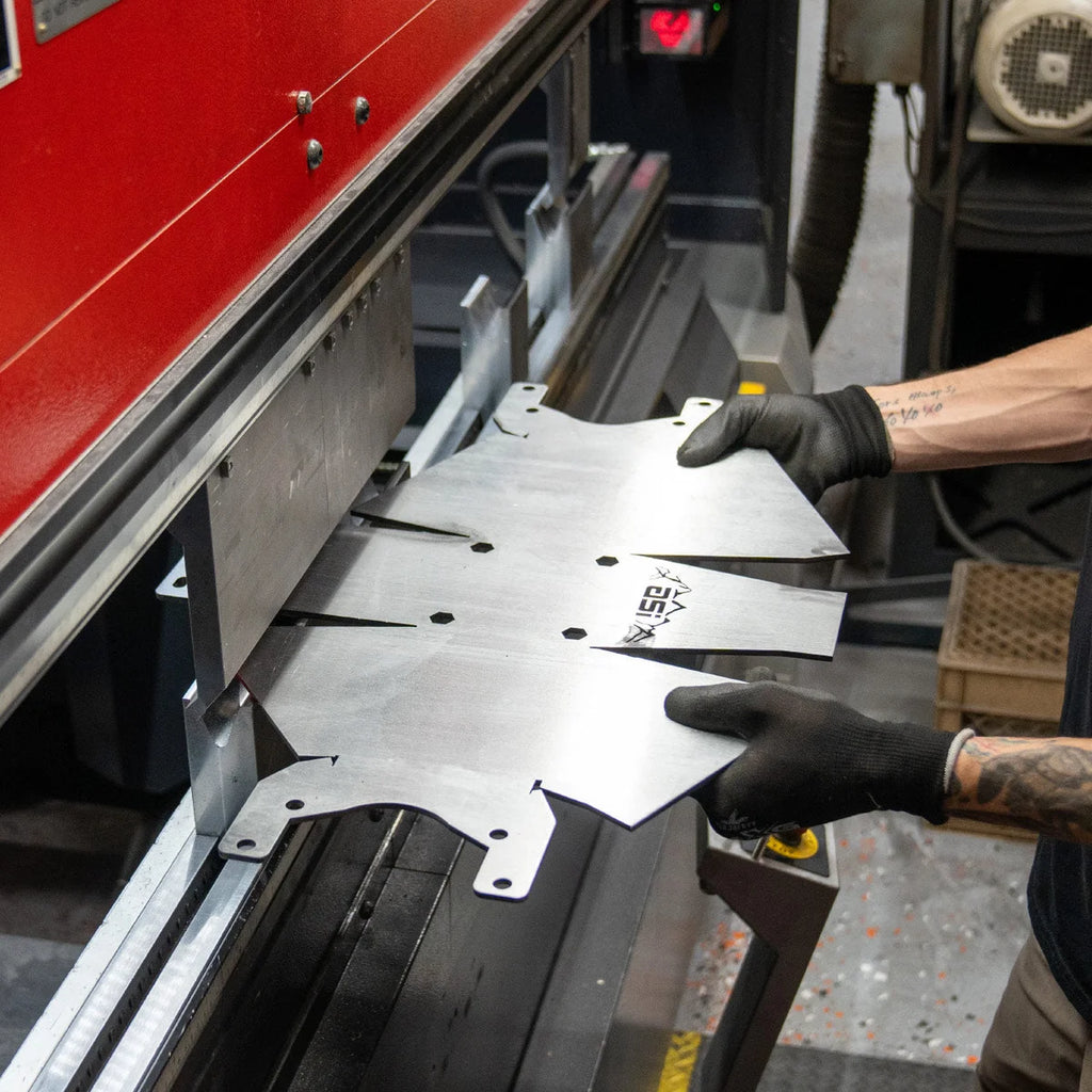IAG Performance IAG Rock Armor Rear Differential Skid Plate for 2021+ Ford Bronco IAG-BDY-F2309 - Additional View 9