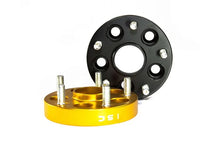 Load image into Gallery viewer, ISC Suspension Mazda/Mitsubishi 5x114.3 Hub Centric (67 Hub Bore) Wheel Spacers 15mm Black (Pair) - Detail View