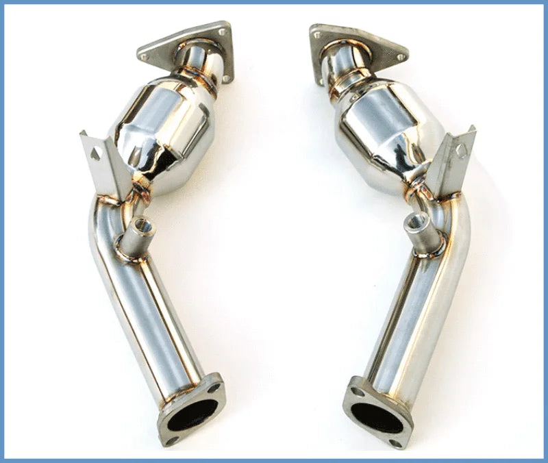 Invidia 09+ Nissan 370Z / Infiniti G37 60mm High Flow Cat w/ Bracket - Side View
