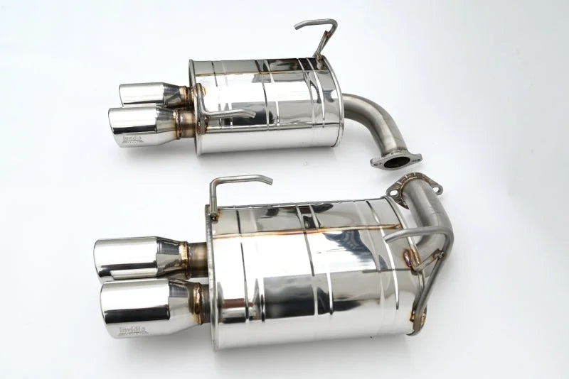 Invidia 22+ Subaru WRX Q300 3.5in. Rolled Dual Wall S.S Tip Axle-back Exhaust - Detail View