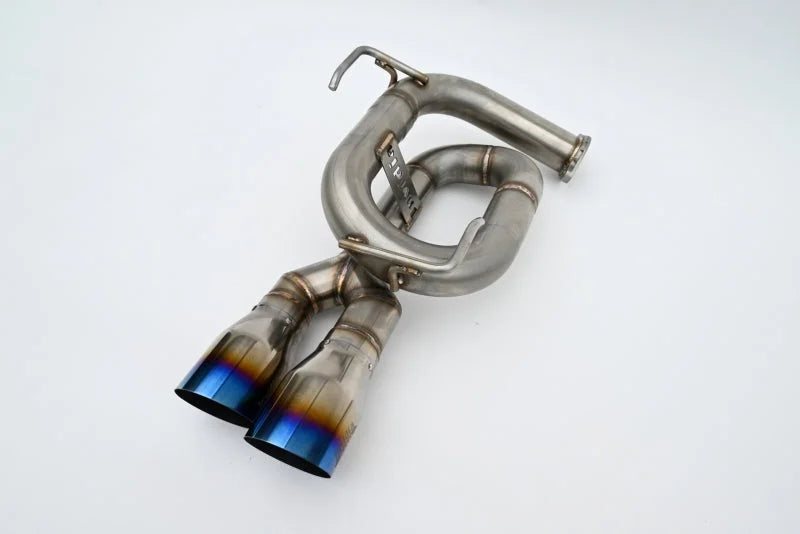 Invidia 22+ Subaru WRX Twin Loop 3.5in. Single Layer T.I Tip Axle-Back Exhaust - Installation View