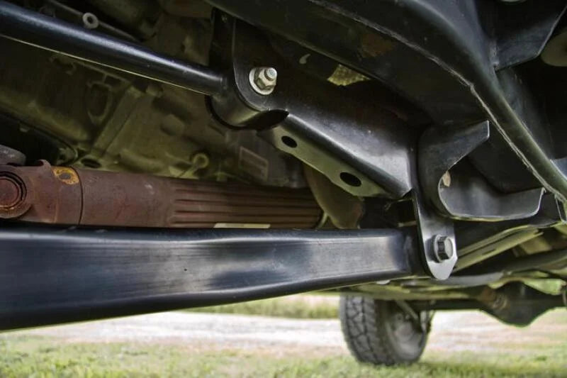 JKS Manufacturing 07-18 Jeep Wrangler JK Control Arm Correction Brackets 2-4.5in Lift - Front - Detail View