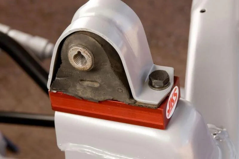 JKS Manufacturing Jeep Wrangler IJ/TJ Budget Motor Mount Lift - Side View