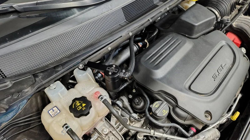 J&L 17-25 Chrysler Pacifica/20-25 Chrysler Voyager Oil Separator PCV Side - Black Anodized - Side View