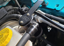 Load image into Gallery viewer, J&amp;L 20-24 Jeep Wrangler 2.0L Driver Side Oil Separator 3.0 - Black Anodized - Side View