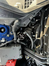 Load image into Gallery viewer, J&amp;L 24-25 Ford Mustang GT w/ Whipple Supercharger Oil Separator 3.0 PCV Side - Black Anodized - Side View