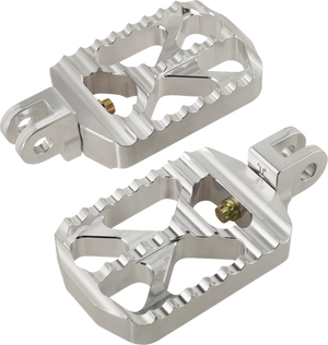 Joker Machine Bear Claw Footpegs - Silver - Triumph 08-646-4 - Main Product View