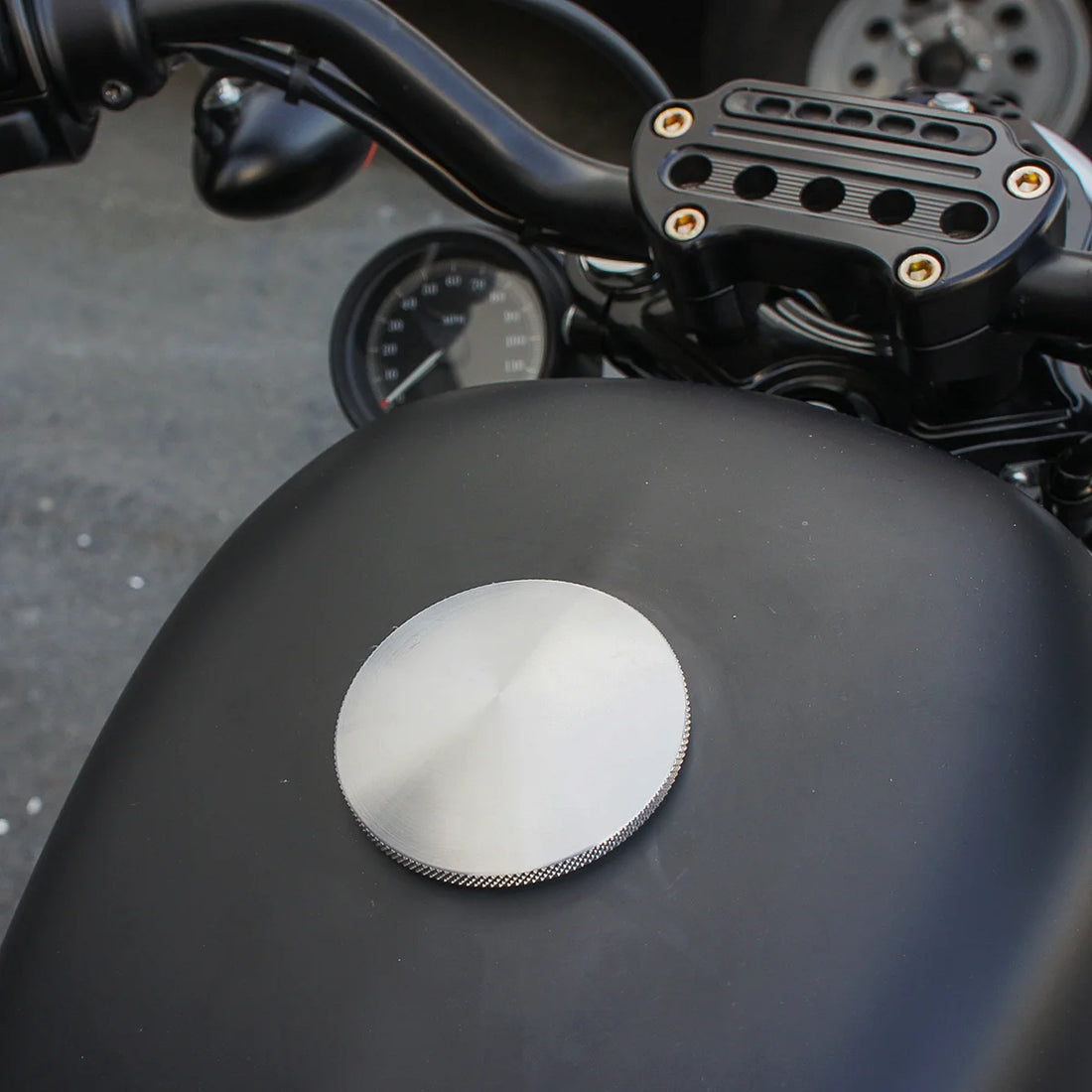 Joker Machine Gas Cap - Knurled - Chrome - Harley-Davidson 10-444C - Back View