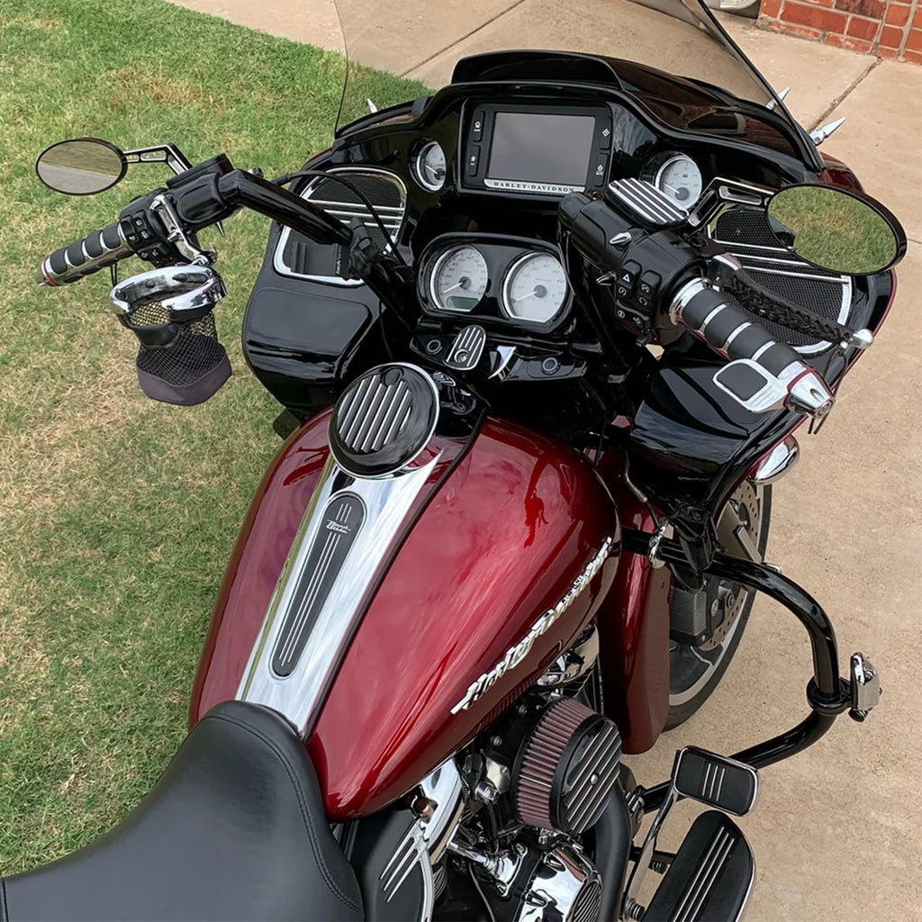 Joker Machine Master Cylinder Cover - Hydraulic Clutch - Finned - Black/Silver 08-012B - Installation View