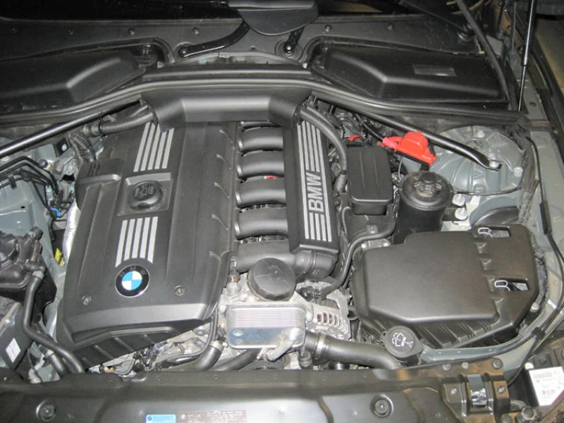 K&N 04 BMW 525i 2.5L-L6 Drop In Air Filter - Side View