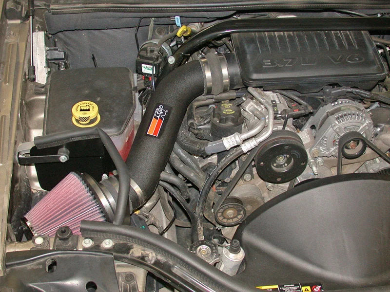 K&N 05-07 Jeep Grand Cherokee V6-3.7L Performance Intake Kit - Side View