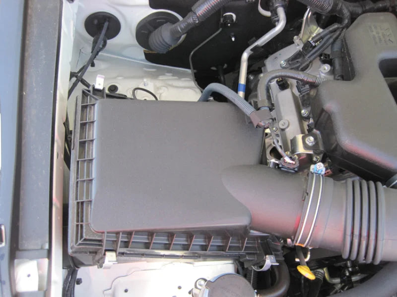 K&N 10 Toyota 4 Runner 4.0L V6 / 2010 FJ Cruiser 4.0L-V6 Drop In Air Filter - Side View
