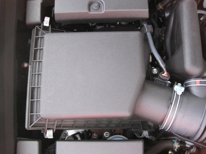 K&N 10 Toyota 4 Runner 4.0L V6 / 2010 FJ Cruiser 4.0L-V6 Drop In Air Filter - Back View