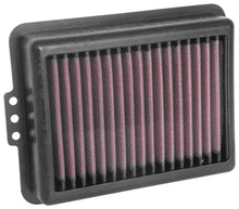 Load image into Gallery viewer, K&amp;N 18-19 BMW F750/850GS Air Filter - Installation View