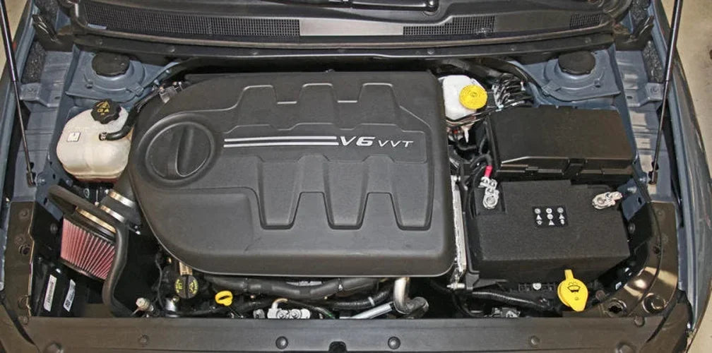 K&N 15-16 Chrysler 200 3.6L V6 Performance Intake Kit - Side View