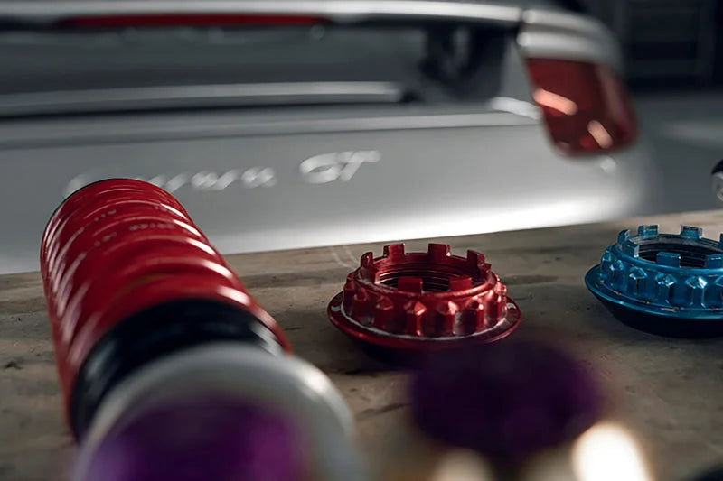 KW 04-05 Porsche Carrera GT Special Edition HLS4 V5 Coilover Kit w/ Red & Blue Springs - Installation View