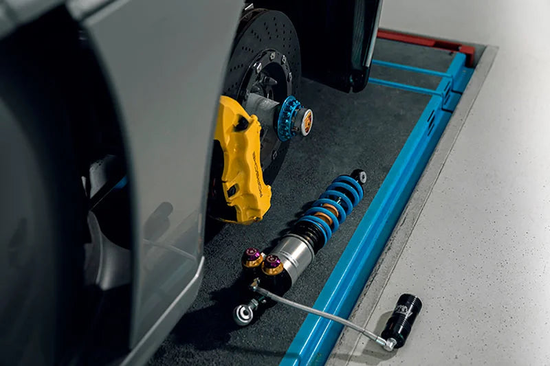 KW 04-05 Porsche Carrera GT Special Edition HLS4 V5 Coilover Kit w/ Red & Blue Springs - Additional View 5