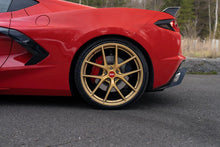 Load image into Gallery viewer, KW 2020+ Chevrolet Corvette C8 (w/ Electronic Dampers &amp; OE Noselift) Height Adjustable Spring Kit - Additional View 8