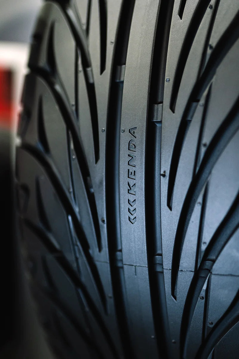 Kenda Tire - Kanine - Rear - 225/50R15 042015002A1 - Installation View