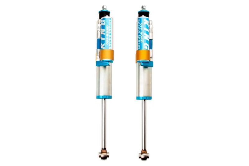 King Shocks 2005+ Ford F-250/F-350 4WD Front 2.5 Dia Remote Res Shock for 1-2.5in Lift (Pair) - Side View