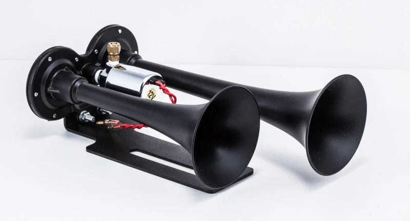 Kleinn 07-18 Jeep Wrangler JK/ JKU Onboard Air System w/ Model 101 Horns - Detail View