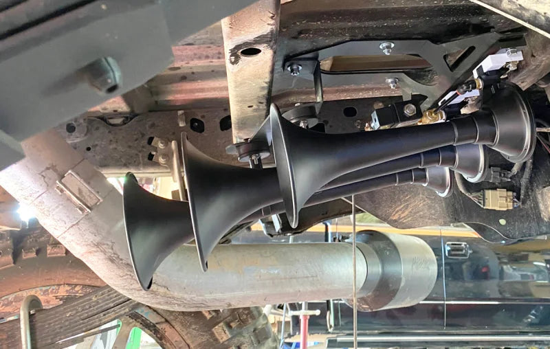 Kleinn 17-22 Ford F-250/ F-350 Onboard Air System w/ Model 730 Horns - Additional View 6
