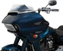 Load image into Gallery viewer, Klock Werks Flare™ Windshield - 6" - Clear - FLTR KWW-01-0658 - Installation View
