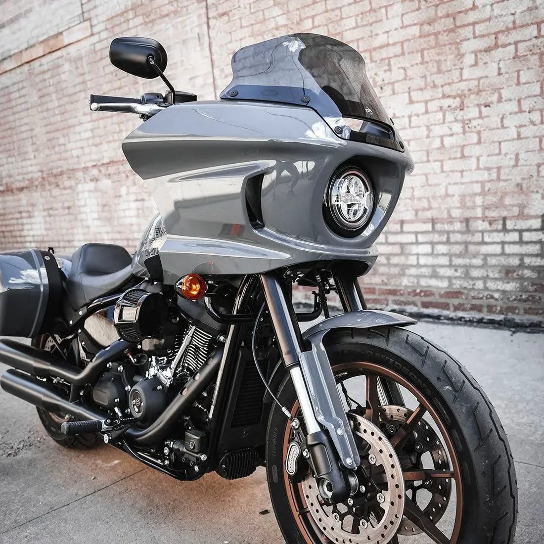 Klock Werks Flare™ Windshield - 6" - Dark Smoke - FXLRST KWW-02-0607-DS - Additional View 8