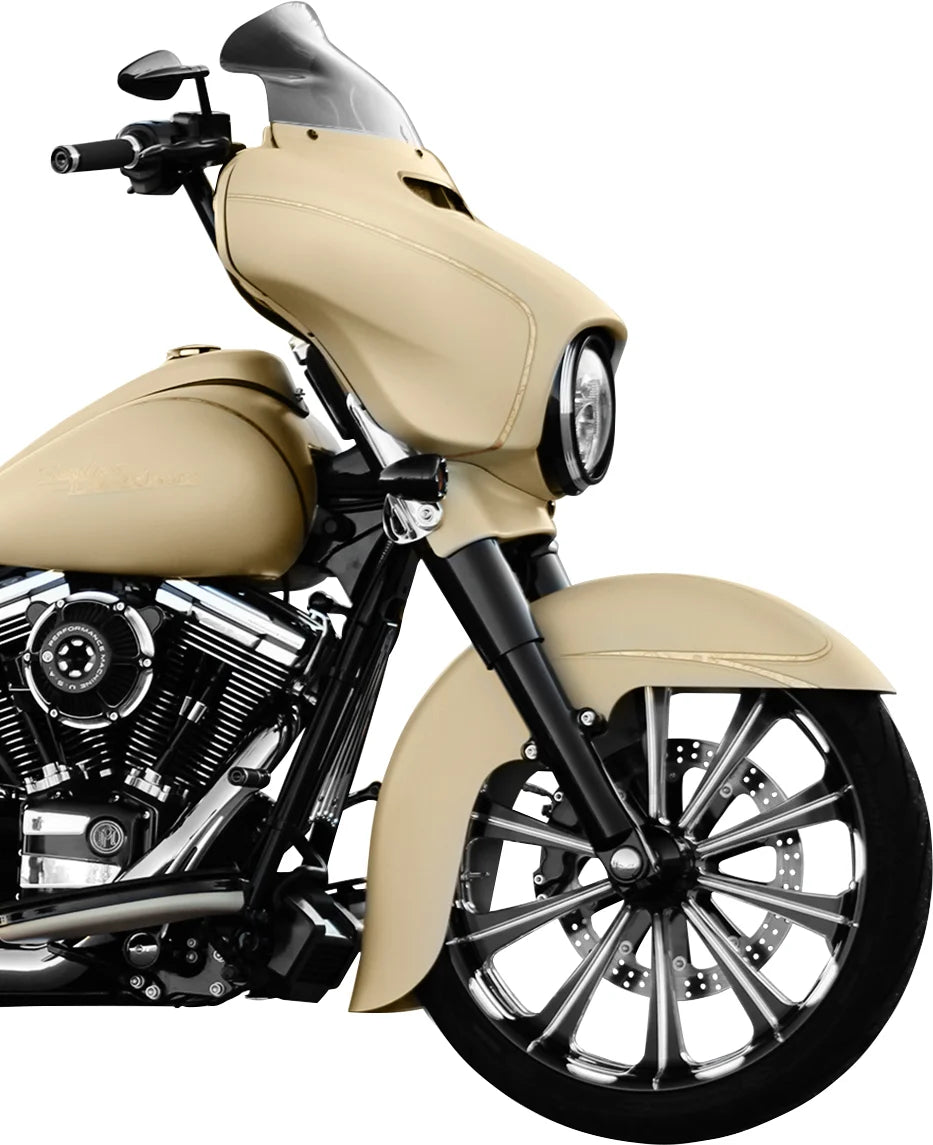 Klock Werks Flare™ Windshield - 8-1/2" - Dark - Smoke - '14-'22 FLHT KWW-01-0210-2014 - Installation View