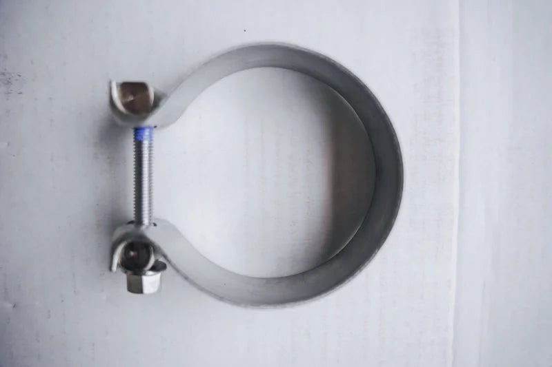 Kooks Universal 3in SS Clamp - Back View