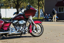 Load image into Gallery viewer, Kuryakyn Bantam Throttle Servo Cover Chrome - Detail View