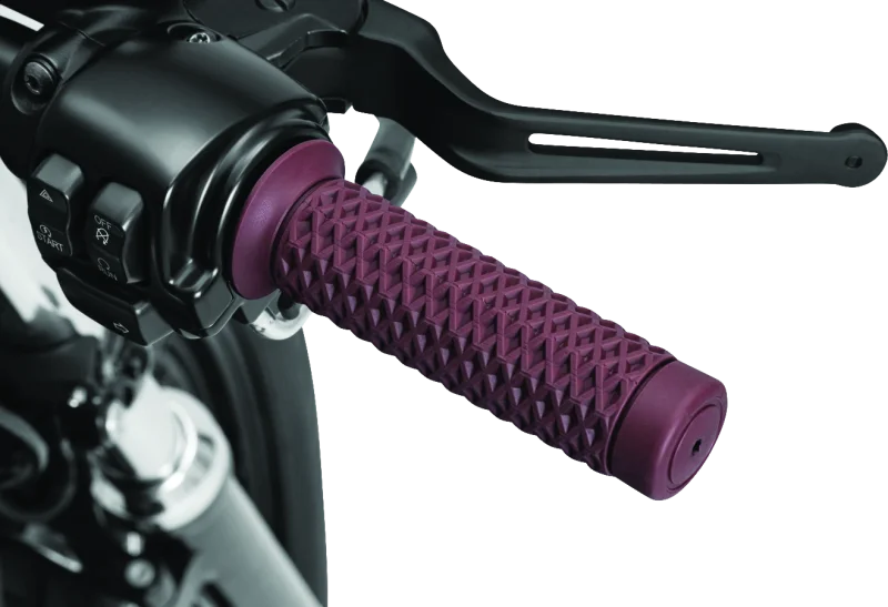 Kuryakyn Braaap Grips 1in Red - Detail View