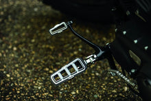 Load image into Gallery viewer, Kuryakyn Dillinger Shift Peg Silver - Installation View
