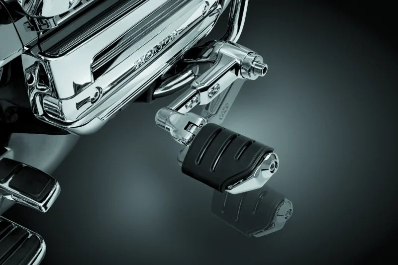 Kuryakyn Ergo III Adjustable Mount With Trident Dually ISO Pegs Chrome - Side View