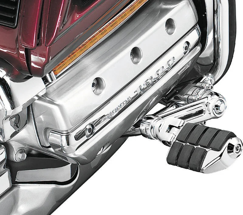 Kuryakyn Ergo With Dually ISO Pegs Chrome - Side View