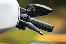 Load image into Gallery viewer, Kuryakyn Heavy Industry Grips Throttle-By-Wire Chrome - Detail View