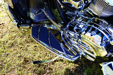 Load image into Gallery viewer, Kuryakyn Heel Shift Lever Indian Chrome - Installation View