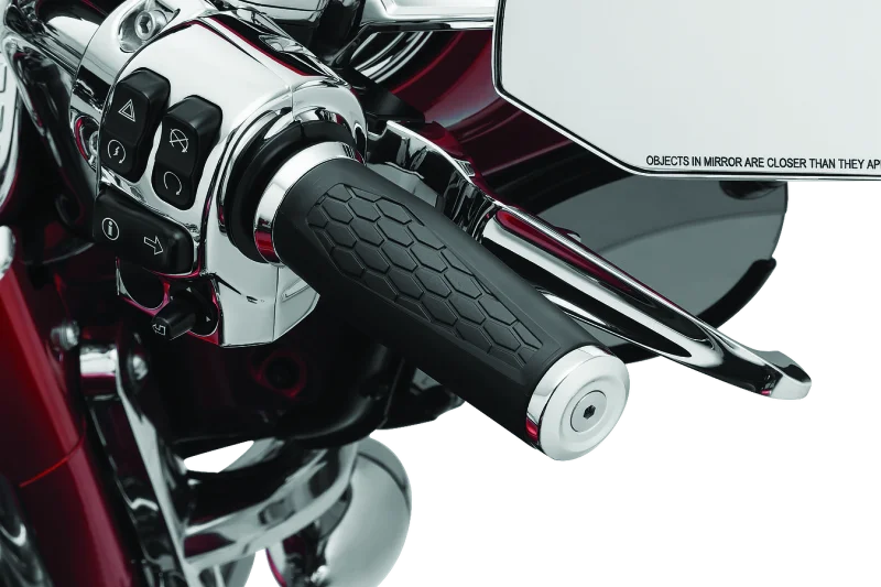 Kuryakyn Hex Grips Thottle-By-Wire Chrome - Detail View
