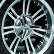 Load image into Gallery viewer, Kuryakyn Knock-Off Center Caps For Trikes Chrome - Detail View