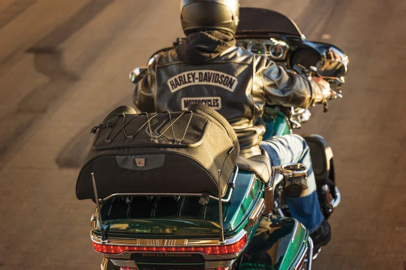 Kuryakyn Momentum Hitchhiker Trunk Rack Bag - Installation View