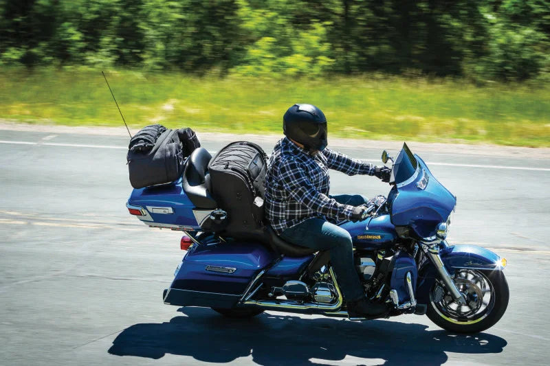 Kuryakyn Momentum Hitchhiker Trunk Rack Bag - Additional View 8