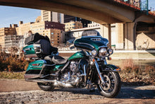 Load image into Gallery viewer, Kuryakyn Momentum Hitchhiker Trunk Rack Bag - Additional View 11