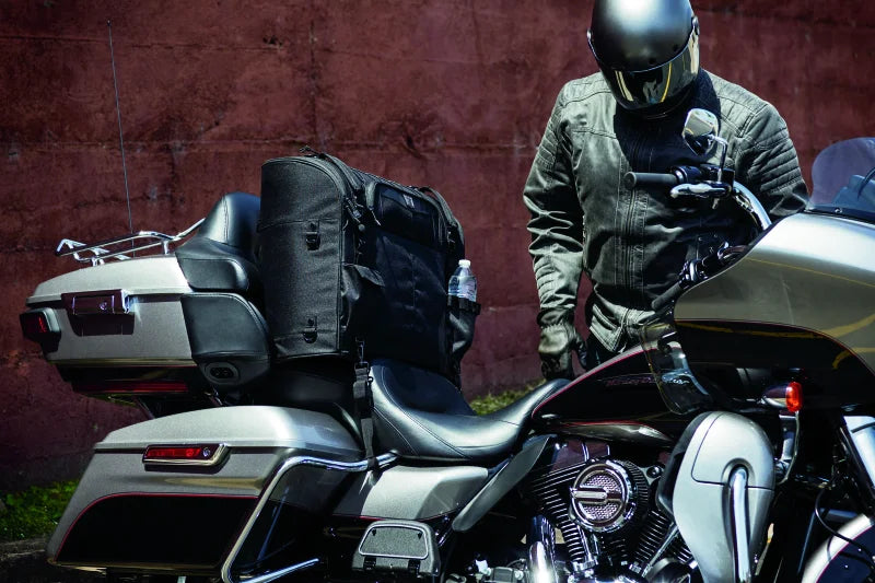 Kuryakyn Momentum Wanderer Seat Bag - Additional View 8