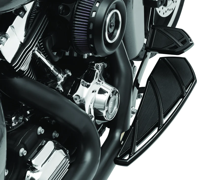 Kuryakyn Phantom Floorboards Black - Detail View