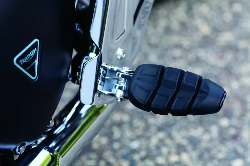 Kuryakyn Splined Peg Adaptor Triumph Chrome - Side View