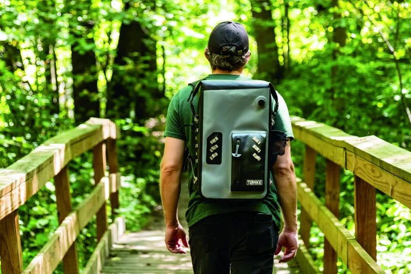 Kuryakyn Torke 25L Dry Backpack - Additional View 7