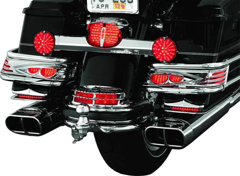 Kuryakyn Trailer Hitch 09-12 Touring - Installation View