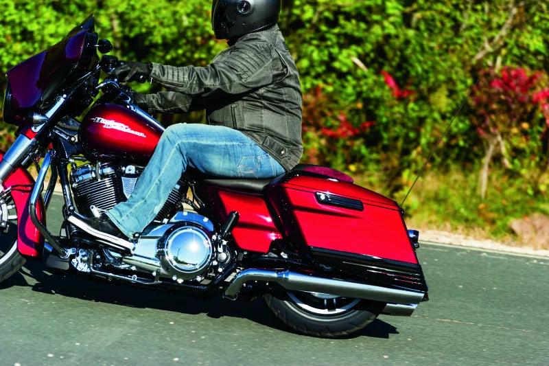 Kuryakyn Tri-Line Saddlebag Hinge Covers Gloss Black - Side View