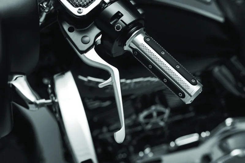 Kuryakyn Trigger Levers 14-16 Touring Chrome - Detail View